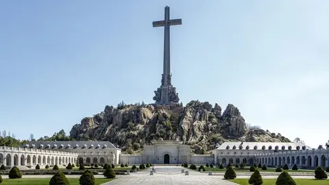 Valle de los Ca&iacute;dos