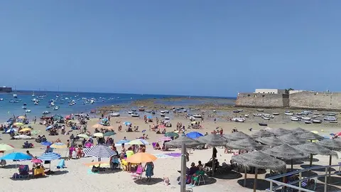 Playa en C&aacute;diz