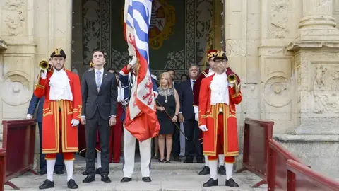 Traslado del pend&oacute;n