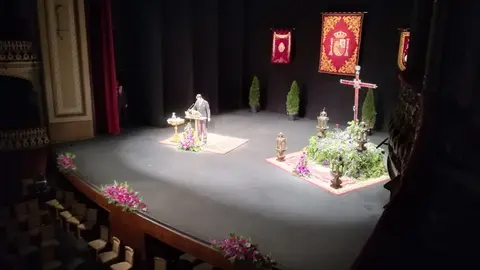 Preg&oacute;n de la Semana Santa en el Teatro Villamarta de Jerez