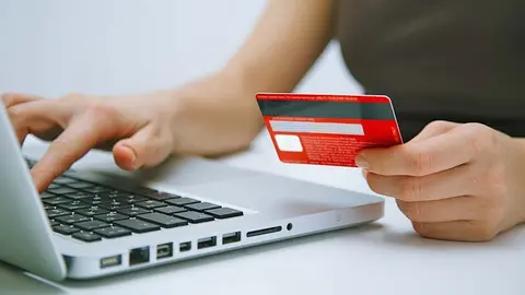 Paying with credit card online