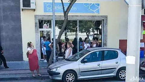 Tienda de pekebeb&eacute;.es saqueada, Avenida de Arcos, Jerez | FJZ