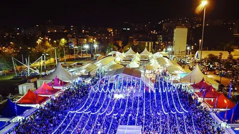 30-08-2013 Santander
javier gurruchaga y la orquesta mondragon
festival intercultural de santander  
Fotos: Juan Manuel Serrano Arce