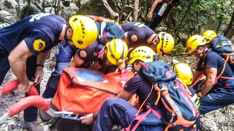 Rescate en el sendero de la Garganta Verde de Zahara de la Sierra (C&aacute;diz) | Foto: archivo