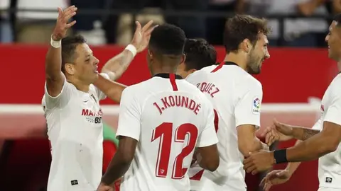 Chicharito celebrando un gol en La Liga. Foto: La Liga