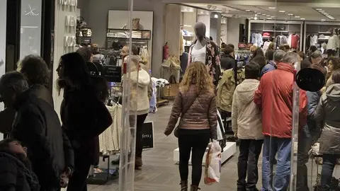 CALLE SANTIAGO . GVILLAMIL SFERA GVILLAMIL