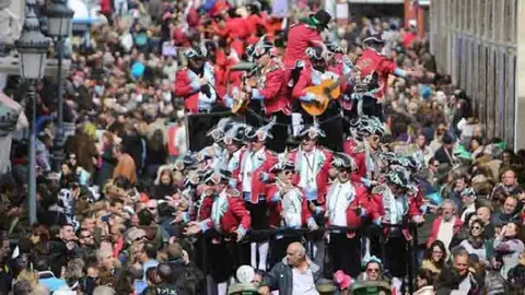 Los coros volver&aacute;n a las bateas