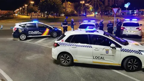 Dispositivo policial en la Avenida Blas Infante