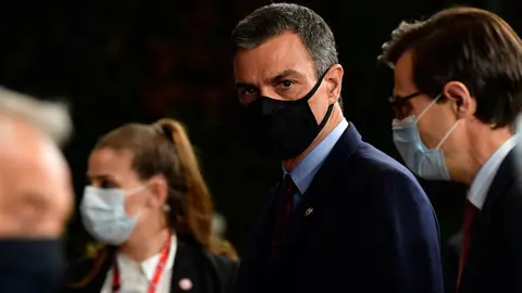 Spain's Prime Minister Pedro Sanchez leaves after a meeting of an EU summit on a coronavirus recovery package at the European Council building in Brussels on July 18, 2020. John Thys/Pool via REUTERS