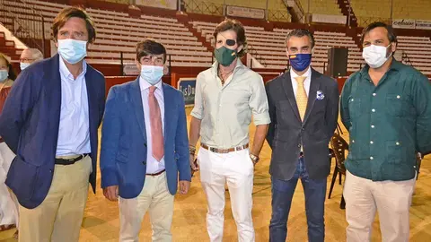 D&aacute;vila Miura, Padilla y Garc&iacute;a Perla