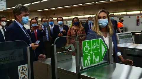 16/09/2020 Marifran Carazo prueba la tarjeta sin contacto en el metro de Sevilla
POLITICA 
JUNTA DE ANDALUC&Iacute;A