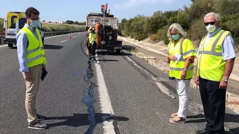 23/09/2020 Mercedes Colombo en la intervenci&oacute;n de las grietas en la A-382
POLITICA ESPA&Ntilde;A EUROPA ANDALUC&Iacute;A
JUNTA DE ANDALUC&Iacute;A