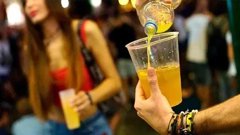 Desalojan un botell&oacute;n de 300 personas en C&aacute;diz | Foto de archivo