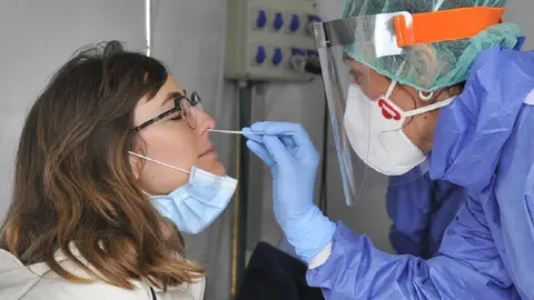 La tasa de incidencia por Coronavirus ha vuelto a bajar en Andaluc&iacute;a