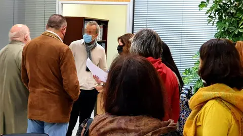 Delegados sindicales en apoyo de los empleados acosados en las instalaciones de Recursos Humanos en el Ayuntamiento de Jerez | El MIRA