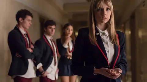 Ester Exp&oacute;sito en la serie '&Eacute;lite'