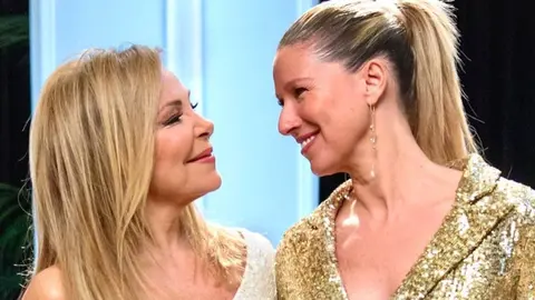 Ana Obreg&oacute;n y Anne Igartiburu | Instagram