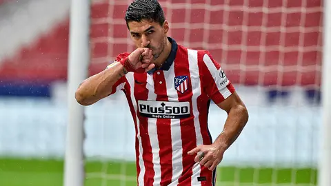 Luis Su&aacute;rez celebrando un gol con el Atl&eacute;tico de Madrid