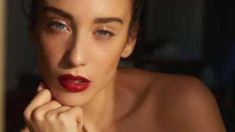 Mar&iacute;a Pedraza