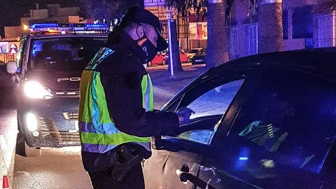 Control de la Polic&iacute;a Nacional por el toque de queda