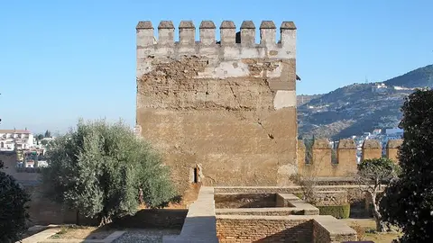 Torre de las gallinas - La Alhambra, Granada | Mapio