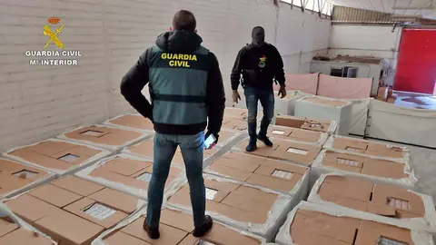 La operaci&oacute;n est&aacute; siendo coordinada por la Guardia Civil