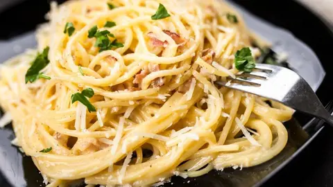 Espaguetis a la carbonara