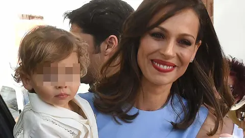 Eva Gonz&aacute;lez y su hijo