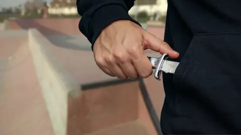 Agresi&oacute;n con navaja