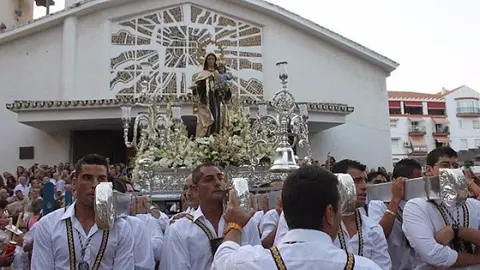 Procesi&oacute;n mar&iacute;timo-terrestre de la Virgen del Carmen de Torre del Mar en M&aacute;laga
