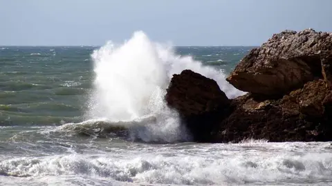 Aviso amarillo por oleaje | Foto: EP