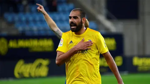 Fali se ha ganado el cari&ntilde;o de la afici&oacute;n del C&aacute;diz CF