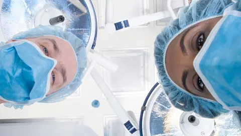 M&eacute;dicos del Hospital Universitario Macarena de sevilla