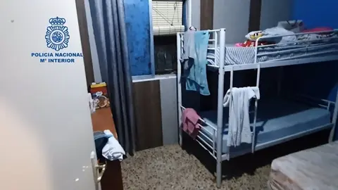 Una de las habitaciones del prost&iacute;bulo donde eran explotadas las mujeres