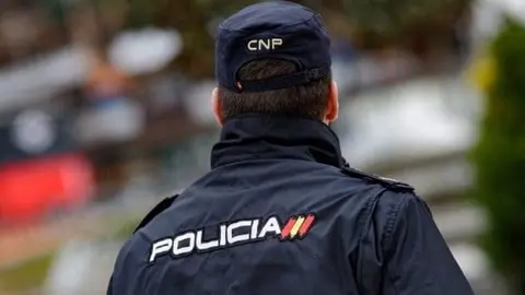 Agente de la Polic&iacute;a Nacional