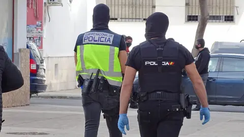 Redada polic&iacute;a en Icovesa - Jerez de la Frontera -- EL MIRA