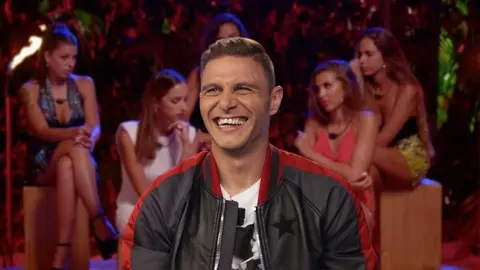 Joaqu&iacute;n y la Isla de las Tentaciones | El MIRA