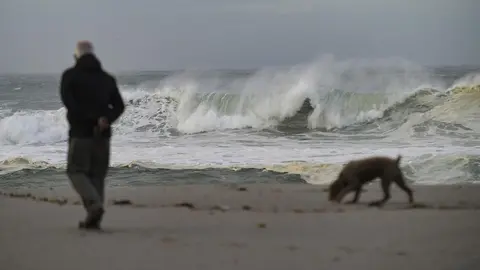 Viento y fuerte oleaje en la provincia de C&aacute;diz