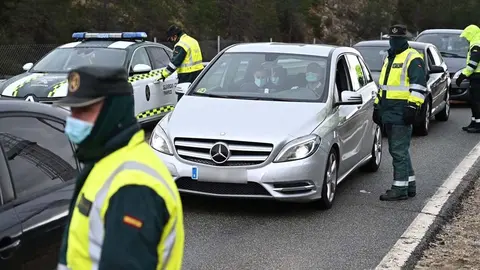 El cierre perimetral ha impedido muchos viajes en Semana Santa