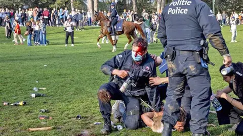 Disturbios en B&eacute;lgica por las restricciones del Covid-19 | Foto de Europa Press