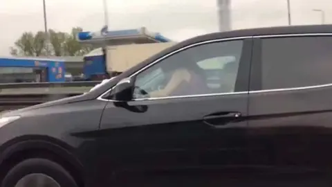 Un hombre graba relaciones &iacute;ntimas de parejas en sus veh&iacute;culos