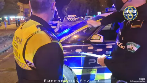 Polic&iacute;a Local de Sevilla investigan el accidente mortal