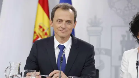 El ministro Pedro Duque