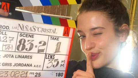 Mar&iacute;a Pedraza en el rodaje de Las Ni&ntilde;as de Cristal