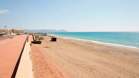 Playa Retamar en Almer&iacute;a