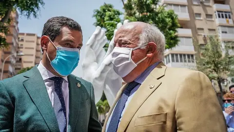 Juanma Moreno y Jes&uacute;s Aguirre | Imagen de Archivo