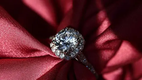 Los diamantes a partir de cenizas son una tendencia de joyer&iacute;a moderna en Espa&ntilde;a