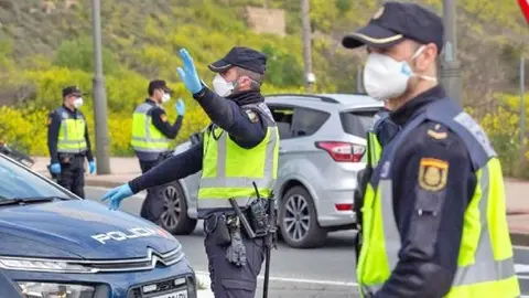 Control policial en carretera
