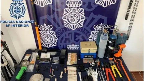 Robo establecimiento Fuengirola