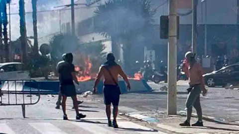 Disturbios en La L&iacute;nea tras el fallecimiento de dos narcos